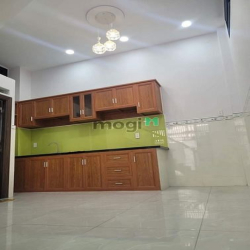 Bán Gấp Nhà Mới Đẹp- HXT- 3 Tầng-Trường Chinh-Tân Bình-Dưới 6 Tỷ 9