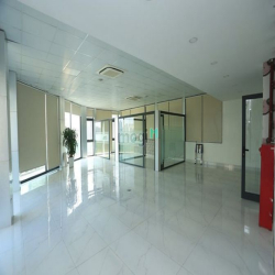 Cho thuê mặt phố Cầu Giấy, 400m2x9 tầng, làm ngân hàng, vàng bạc