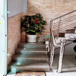 Nhà phố 2 tàng mới đẹp mặt tiền  Lê Văn Lương, Q7. 120 m2 13,8 tỷ.