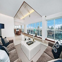 Bán Penthouse Sky Garden 275m2 giá 6.5 tỷ. Giá đang cực tốt. Liên hệ