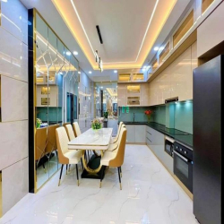Nhà hẻm nhựa 6m, Đường 3 Tháng 2, 6 Tầng, 4x17m, nhỉnh 17 tỷ