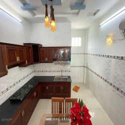 Nhà sổ riêng 4x16, 1trệt, 2 lầu, sân thượng, ngay Metro Lê Văn Khương