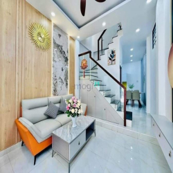 Bán nhà hẻm 3m Quang Trung,P.11, 3,7 x 12, 3  PN, 3 lầu giá 4.85 tỷ tl