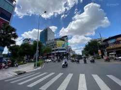 Góc 3 MT Thương hiệu ngay ngã tư Cách Mạng Tháng 8 + Võ Văn Tần