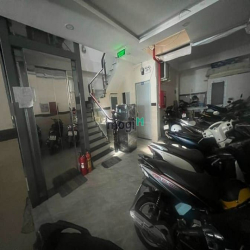 Bán Nhà CHDV, Đường Phan Văn Trị 110m2, Với 6 Tầng, P11, Chỉ 17,3 Tỷ