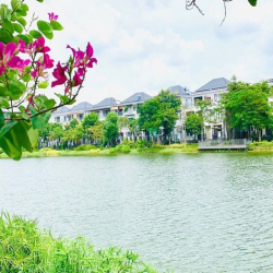 Chuyên cho thuê nhà phố Lakeview City Q.2 giá 28 triệu full nội thất