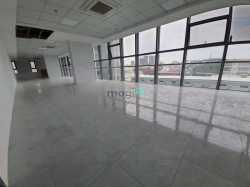 Văn phòng Luxcity Huỳnh Tấn Phát  nhiều diện tích từ 33m2 đến 121m2 .