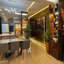 Bán gấp CHCC Riverside Residence, PMH, Q.7, nhà đẹp y hình , lầu cao