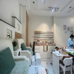 Bán Nhà HXH Đường Trường Sa 55m2 ( 4m x 13m ), 3 Tầng, P1, Chỉ 12,8 Tỷ