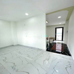 Chính chủ bán nhà hxh 62m2, Ngô Quyền, q5, giá 910 triệu