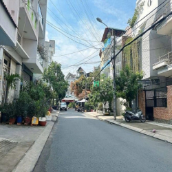 Bán nhà hẻm 220 Nguyễn Văn Khối 80m2 HXH thẳng trục dài 17m chỉ 8.x tỷ