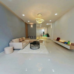 Bán nhà đẹp 3 Tầng ngay Ga Metro, Thủ Đức, hẻm xe hơi chỉ hơn 6 tỷ