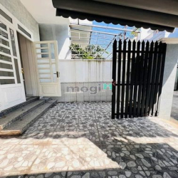 BÁN NHÀ, Đường Võ Văn Ngân 82 m2 (4.8x 17.20) chỉ 6.x tỷ Bình Thọ