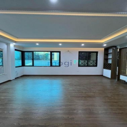 Cho thuê LK VOV Lương Thế Vinh, DT 100m2 x 5T, MT 5m,thang máy,