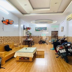 Hẻm xe hơi  58 m2. Giá 4,6 tỷ , nhà mới, công chứng ngay