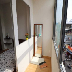 Căn hộ 2 phòng ngủ_ full nội thất_ ban công_ 50m2_ trung tâm Q1