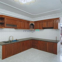 Nhà 3 tầng ô tô đỗ cửa, khu Chợ Vải Lạc Long Quân, 4.2 tỷ