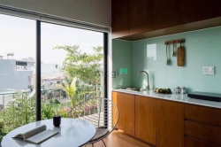 Studio ban công cửa sổ lớn máy giặt riêng Tôn Thất Thuyết Quận 4