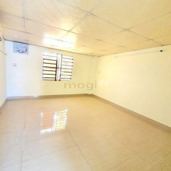 Cho thuê nhà góc 2 mặt tiền cách đường Võ Thị Sáu 20m,P.Thống Nhất