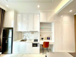 Studio ban công cửa sổ lớn máy giặt riêng Tôn Thất Thuyết Quận 4