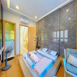 Nhà mới keng góc ô tô né- phan huy ích- 4x18m, 4 tầng thang máy- 8.x t