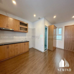 Penthouse 50m2 - View Landmark - Ban công rộng như sân vườn - Full NT