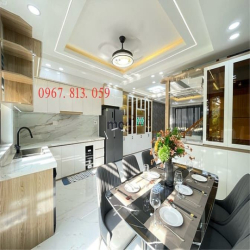 Nhà đường thông TX 25, DT:5x12M, Lửng, 3Lầu, 4PN, 6VS, Gara xe hơi
