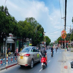 Cho thuê MBKD 10x30m mặt tiền đường Nguyễn Ái Quốc, P.Trảng Dài