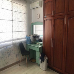 Bán Mỹ khánh , PMH,Quận 7, dt :112m, 3PN,2WC view hồ bơi, giá :4.3 tỷ.