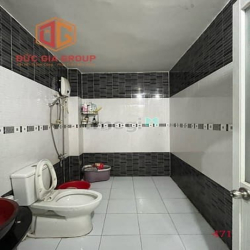 Biệt thự P.Tân Hiệp gần ngã 4 Tân Phong 160m2 giá 5,2 tỷ đường xe hơi