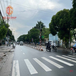 Biệt thự P.Tân Hiệp gần ngã 4 Tân Phong 160m2 giá 5,2 tỷ đường xe hơi