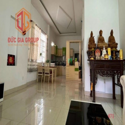 Biệt thự P.Tân Hiệp gần ngã 4 Tân Phong 160m2 giá 5,2 tỷ đường xe hơi