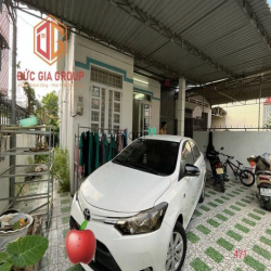 Biệt thự P.Tân Hiệp gần ngã 4 Tân Phong 160m2 giá 5,2 tỷ đường xe hơi