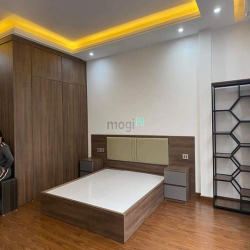 Bán Nhà Mặt Phố Khúc Thừa Dụ, Cầu Giấy, Dt 45m2 x 6 tầng , Giá 19.8 tỷ