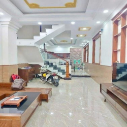 Bán nhà 1 trệt, 3 lầu, Dương Đức Hiền đường lớn xe hơi vô tận cửa