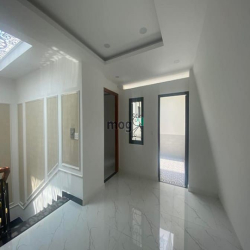 Biệt Thự căn Gốc 10x 20m, đường số 19,Khu Tên Lửa, giá 45 tỷ