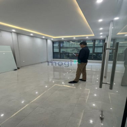 Cho thuê văn phòng dịch vụ Mỗ Lao, sàn thông đẹp, điều hòa đầy đủ