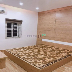 Cho thuê nhà Văn Cao full nội thất