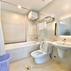 ✅ Căn Hộ Cao Cấp Mới 100%_Bồn Tắm Vị Trí Gần Nguyễn Văn Thủ Trung Tâm