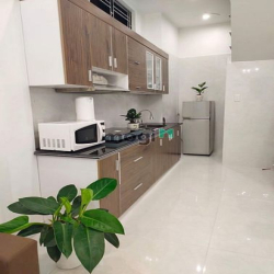 Cho thuê nhà Văn Cao full nội thất