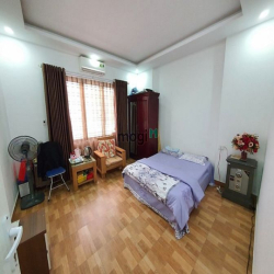 Cho thuê nhà Văn Cao full nội thất
