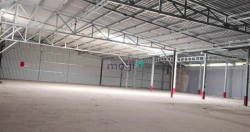 Cho thuê kho xưởng 2000m2 mặt tiền đường Đặng Thúc Vịnh, H. Hóc Môn.