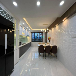 Nhà đẹp ! Ô tô vào nhà Đặng Thủy Trâm, Bình Thạnh 66m2, 5 tầng 9,35 tỷ