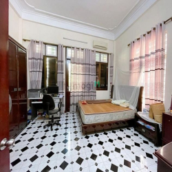 Phân lô Trần Quý Kiên, Cầu Giấy - 62m2 - Thang máy - hơn 13 tỷ