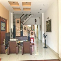 HÀNG MỚI - Nhà 2 lầu ST hẻm xe hơi Huỳnh Tấn Phát, Tân Thuận Đông, Q.7