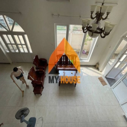 VILLA sân vườn xinh lung linh TT THẢO ĐIỀN 250M2