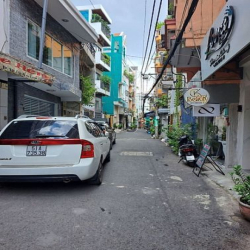 LÊ VĂN SỸ  DT 120m2- 3 hầng - GIÁ 1x TỶ.