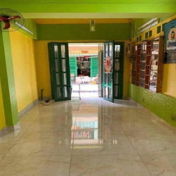 Cho thuê nhà Nguyễn Tri Phương, P4, Q10. DT: 3.5x10m, 4 lầu. 18 triệu
