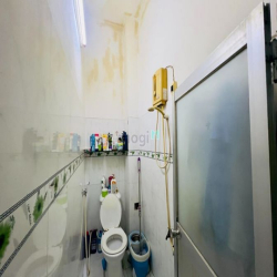 Bán nhà MẶT TIỀN Hiệp Thành 49, quận 12, 68m2, 4 tầng BTCT, chỉ 6.5 tỷ