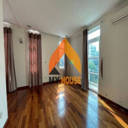 VILLA sân vườn xinh lung linh TT THẢO ĐIỀN 250M2